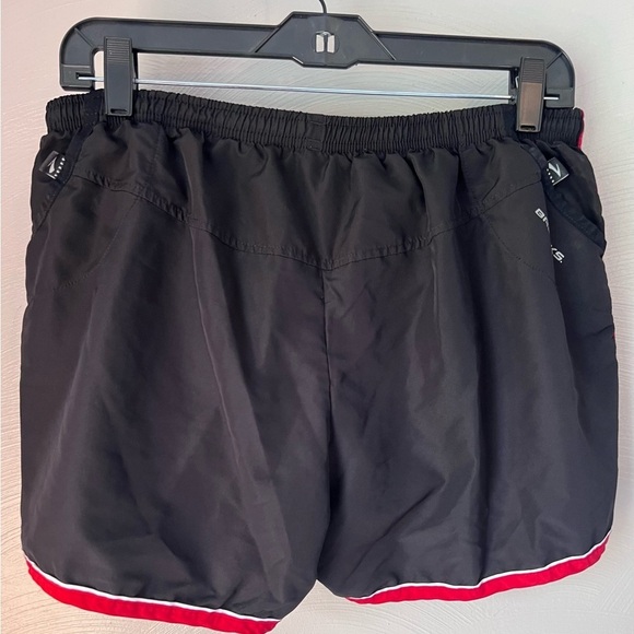 Brooks Women’s Waist 15 running shorts - Picture 2 of 6